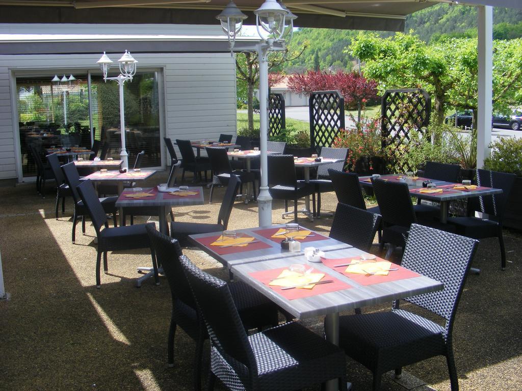 Hotel Confort Le Moulin Rouge Terrasson Екстериор снимка