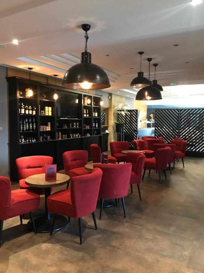 Hotel Confort Le Moulin Rouge Terrasson Екстериор снимка