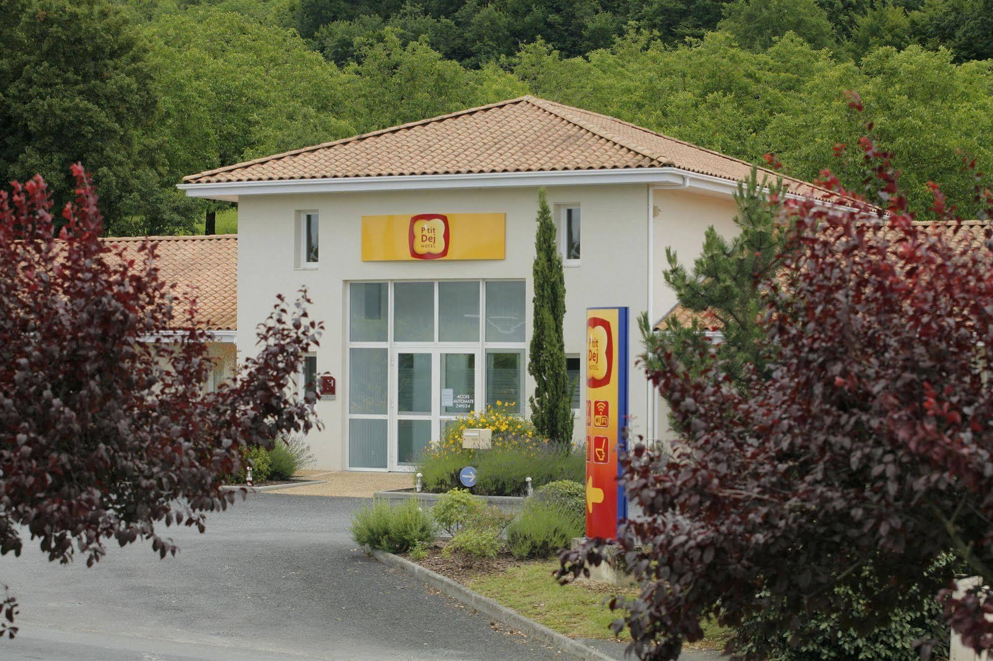 Hotel Confort Le Moulin Rouge Terrasson Екстериор снимка